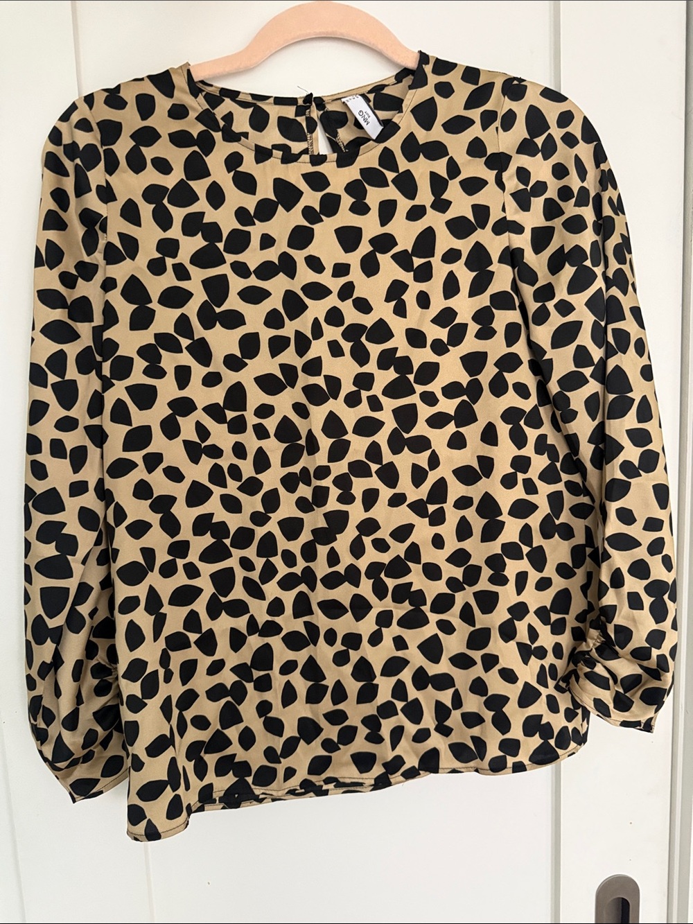 Mango Blouse geo with Black Abstract Spot Print